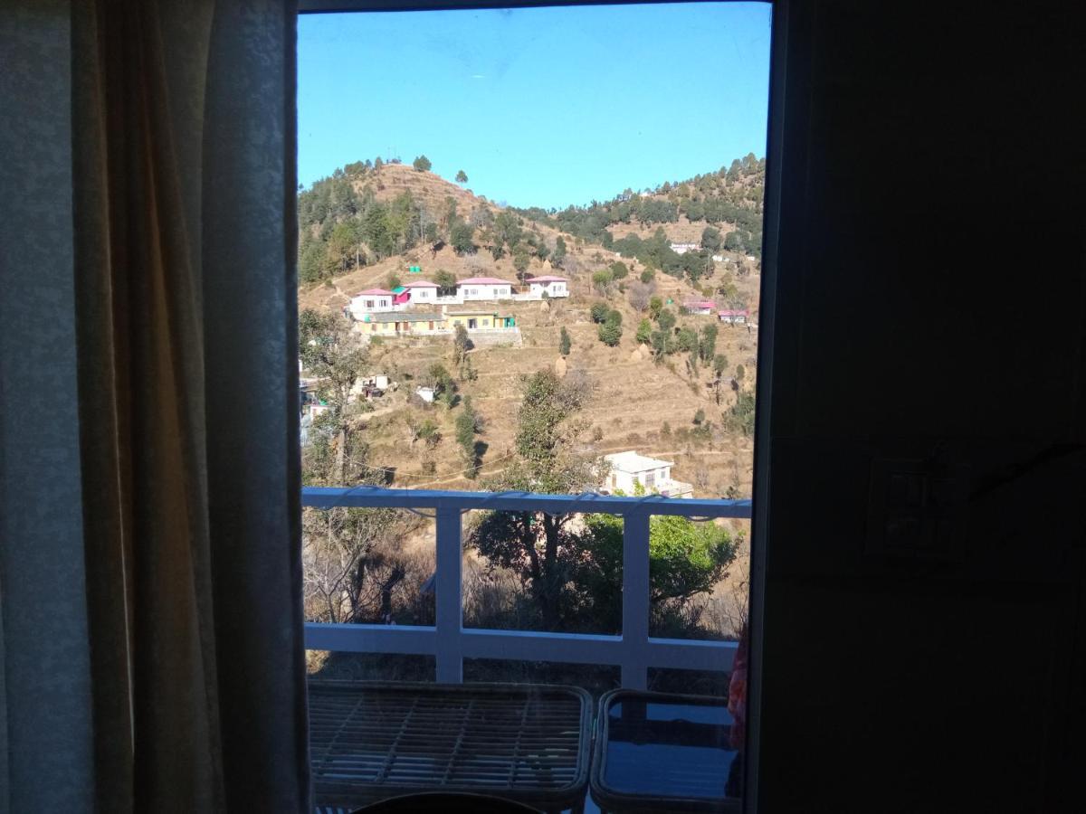 In Apple Estate Kanatal - Himalayan View Resort With Courteous Staff Exteriér fotografie